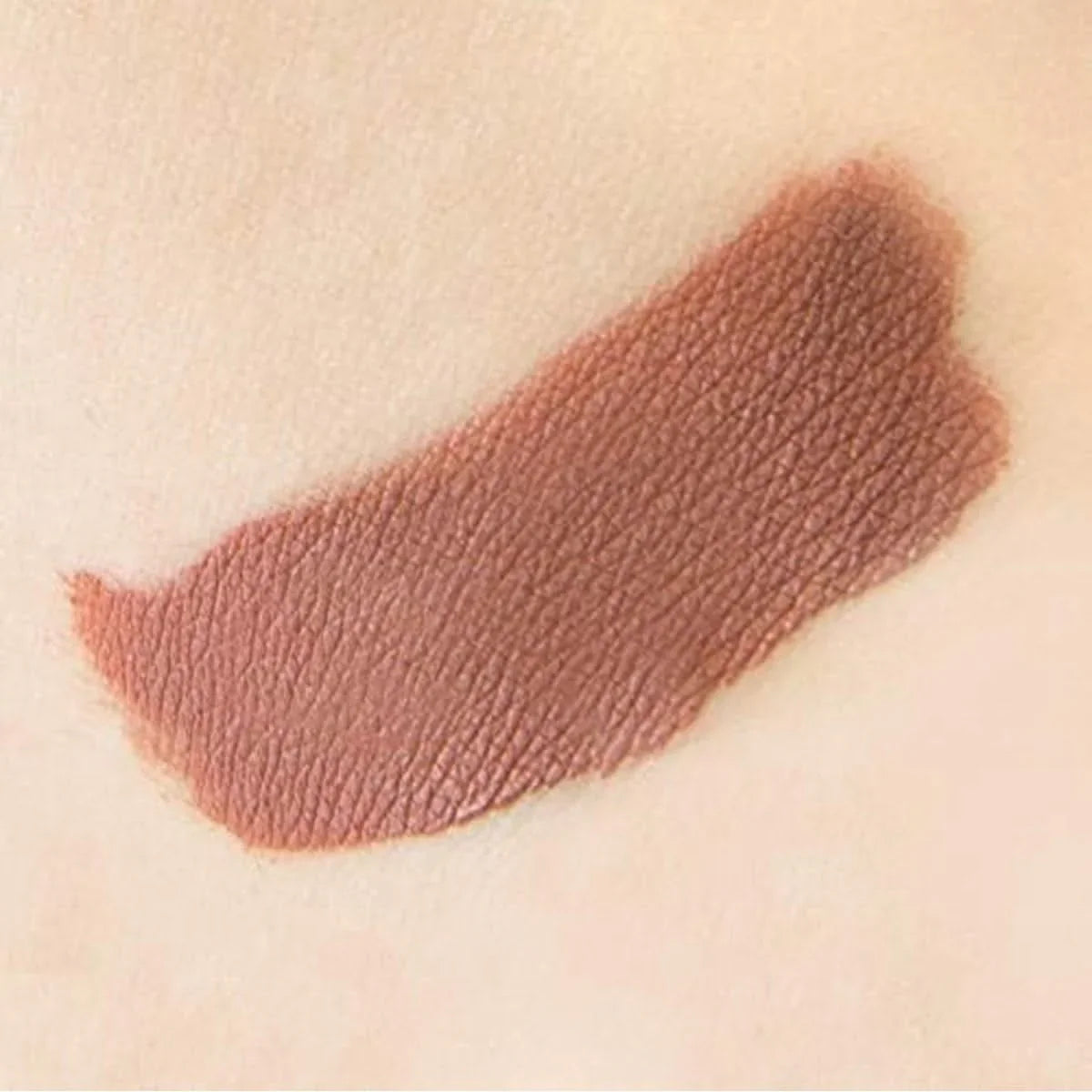 TheBalm rouge à lèvre liquide meet matt hughes trustworthy