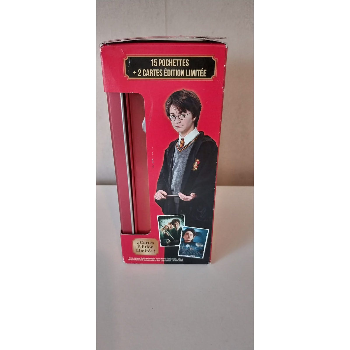 Panini Harry Potter - Le Manuel du Sorcier Boite métal rouge 15 Pochettes + 2 Cartes édition limitée