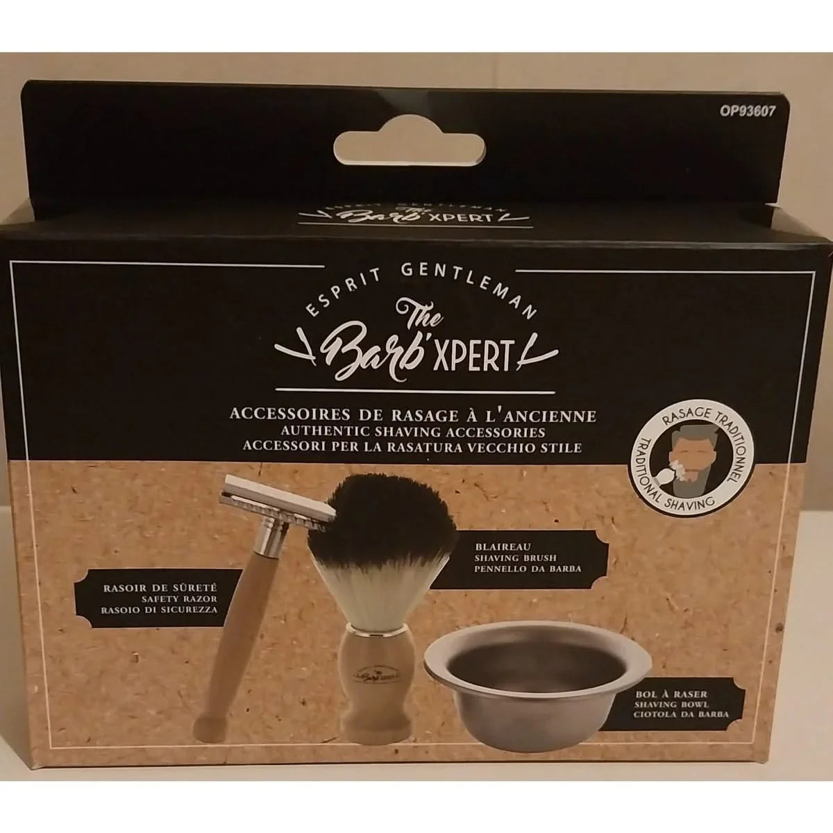 Coffret accessoires de rasage à l'ancienne The Barb'Expert avec rasoir de sûreté, blaireau et bol en acier inoxydable. Idéal pour un rasage traditionnel précis.