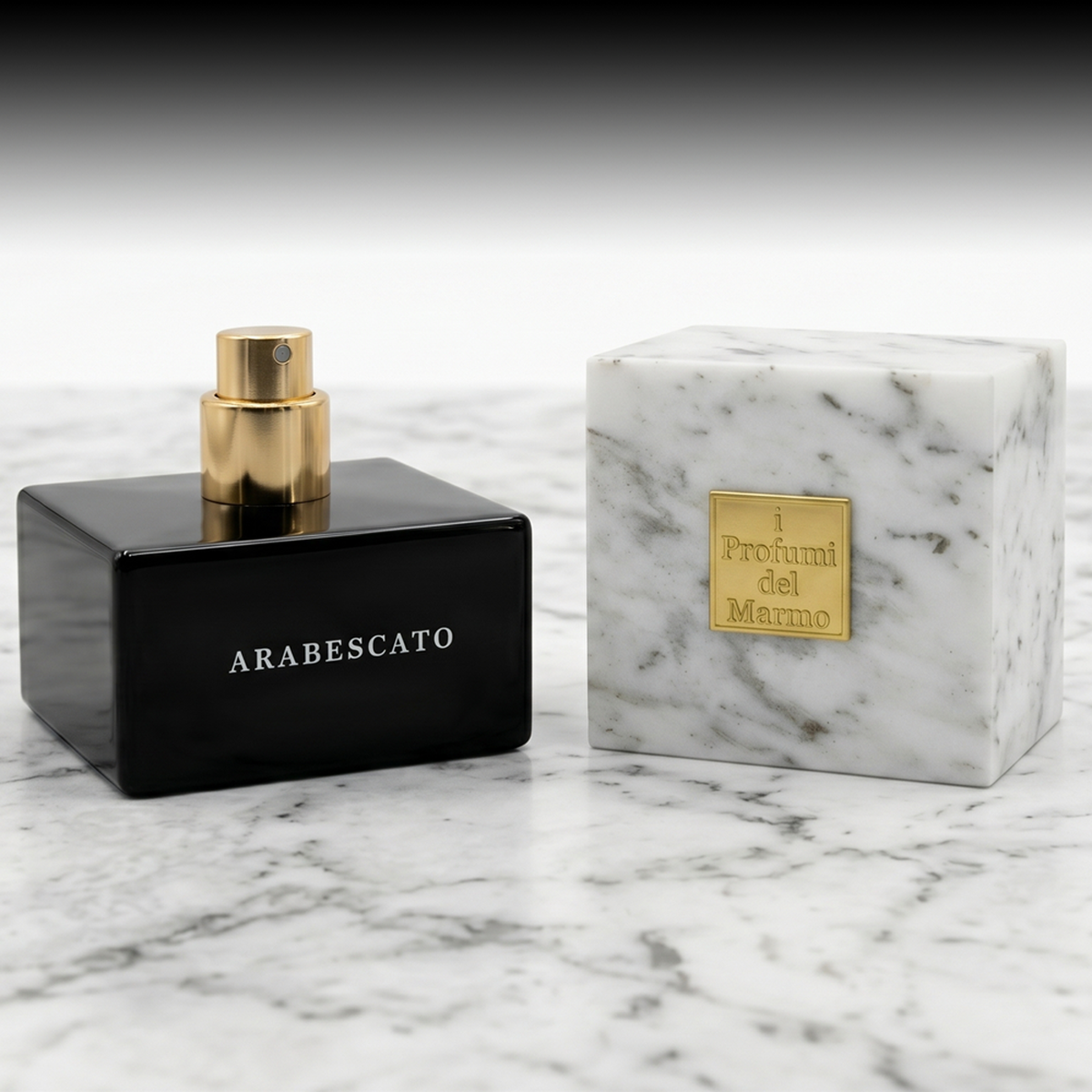 Eau de parfum Arabescato I Profumi del Marmo flacon noir bouchon marbre blanc et or