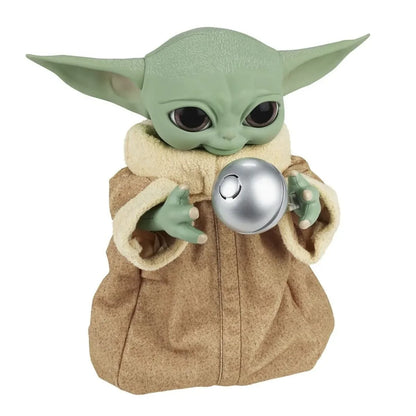 Figurine interactive Grogu Baby Yoda Star Wars Galactic Snackin Hasbro – animatronique avec bille métallique