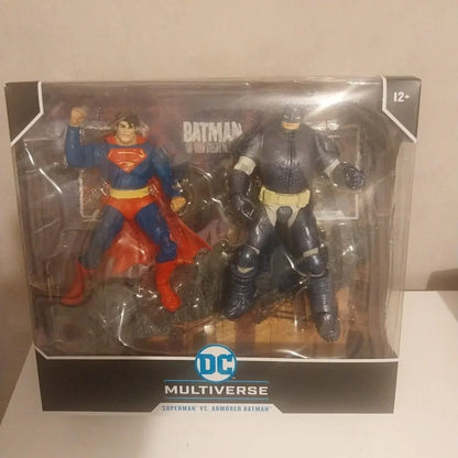 DC Multiverse Pack 2 Figurines Superman vs Armored Batman 18cm McFarlane Toys - Batman The Dark Knight Returns - boîte collector
